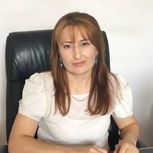 Alieva-Zamira-Magomedovna-zamestitel-direktora.jpg